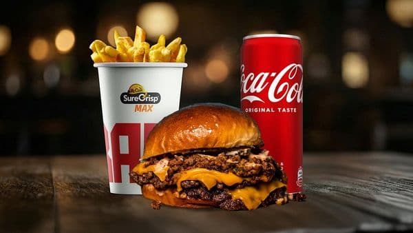 SLOPPY JOE double + pomfrit + Coca cola 0.33l