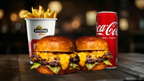 XL 2 x Big Smash double burger + 1 x pomfrit + 1 x Coca Cola 0,33l