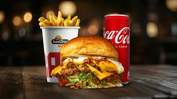 Parmezan Garlic Double + Pomfrit + Coca Cola 0.33l