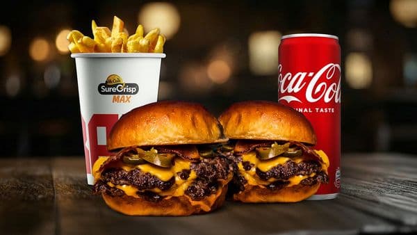 XL 2 x Smoke BBQ double burger + 1 x pomfrit + 1 x Coca Cola 0,33l